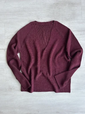 CA2447 Sweater V Lurex AUSTRIA