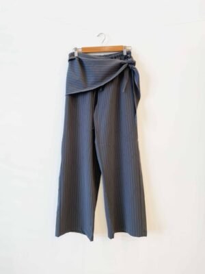 GP800-1 Pantalón Sastrero Stripped con pañuelo MINNESOTA